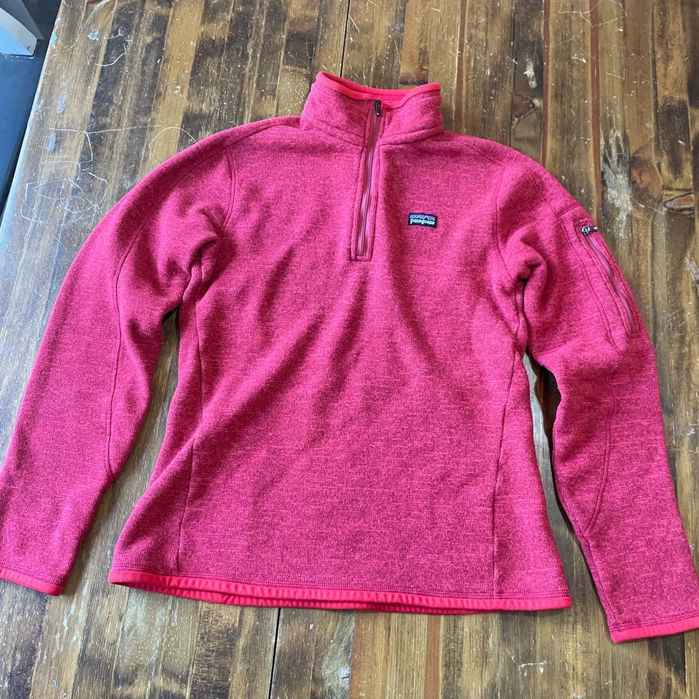 Patagonia pullover sweater. Red. Women’s medium